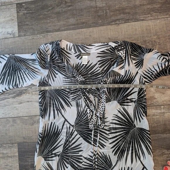 Tommy Bahama Palm Print Swim Cover Up Size Small - Picture 8 of 10